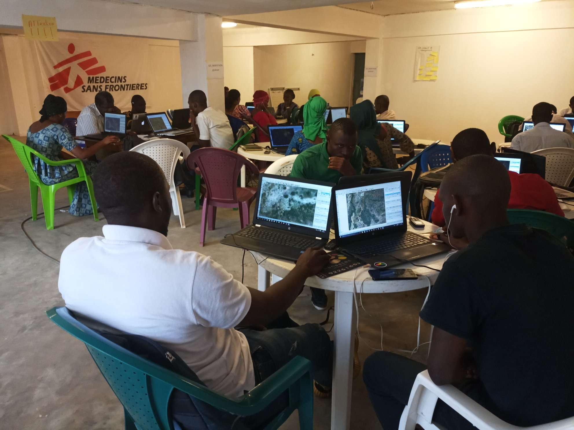 A Missing Maps mapathon taking place in Guinea.