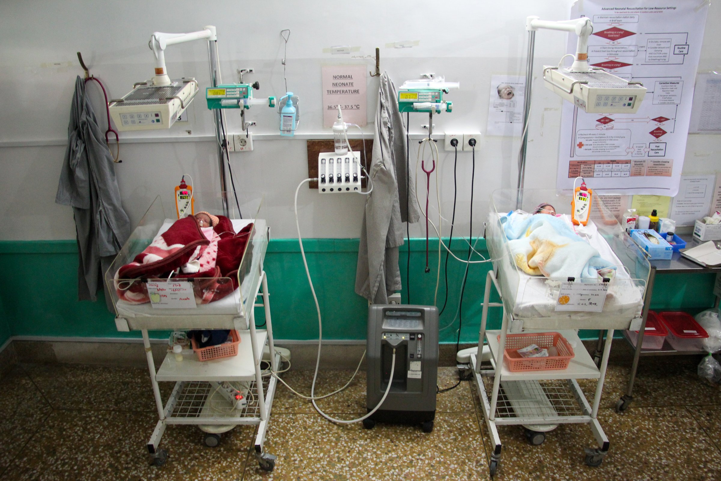 The newborn unit inside the MSF Woman's hospital in Peshawar, Pakistan