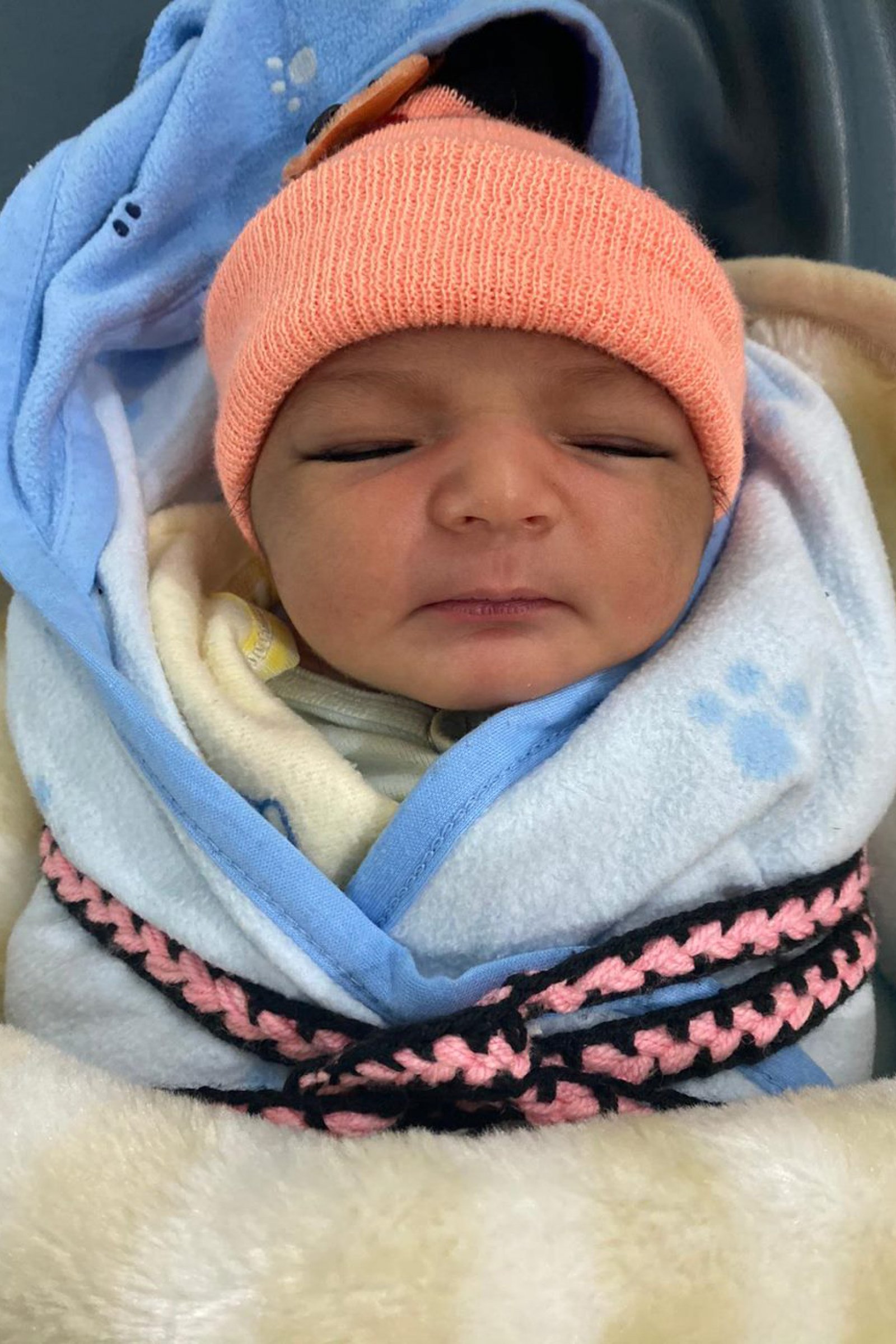 Newborn girl Kalsoom